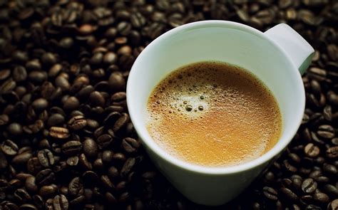 一杯咖啡含有多少咖啡因？ - 知乎