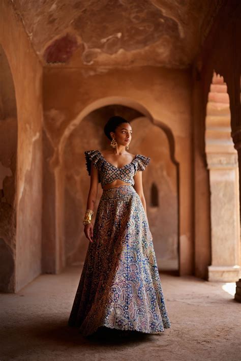 Tulua Lehenga Set – Mrunalini Rao