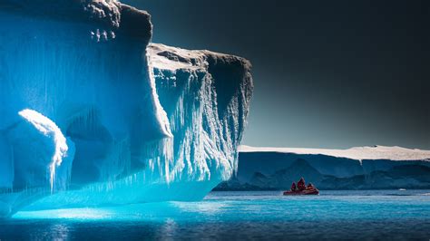 Antarctica Cruises, Tours & Trips 2026 | Antarctica Cruises