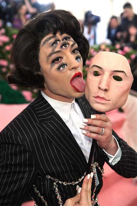 Ezra Miller Carried A Mask To The Met Gala To Save Everyone From His ...
