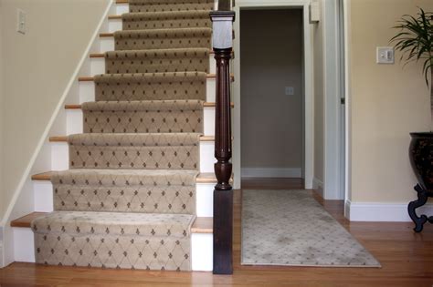 20 Inspirations The Ultimate Guide to Stair and Hallway Carpet Runners