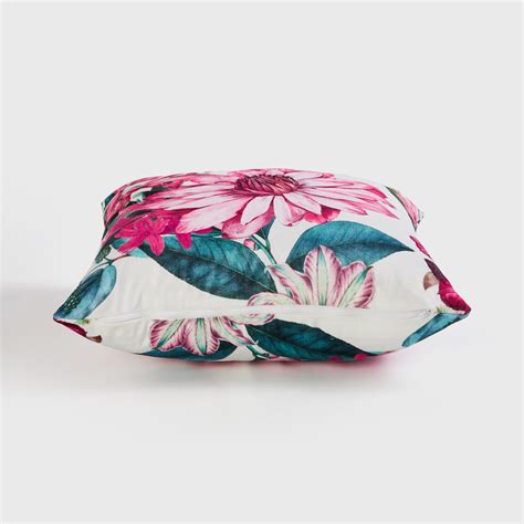 Buy Lavish Set of 2 Cushion Covers - 40x40cm from Home Centre at just ...
