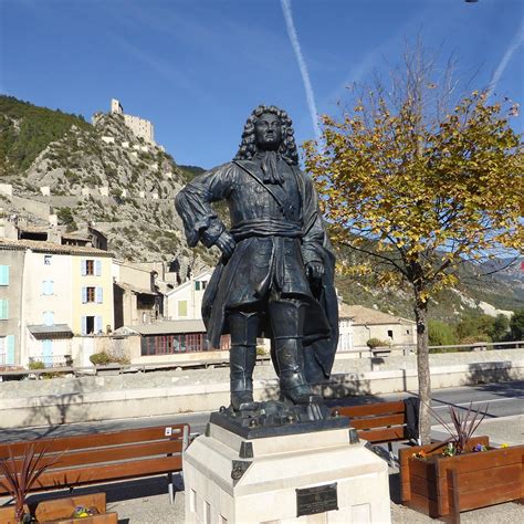 Statue De Vauban (Entrevaux) - All You Need to Know BEFORE You Go