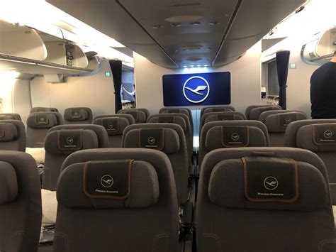 Review: Lufthansa Premium Economy | meilenoptimieren.com