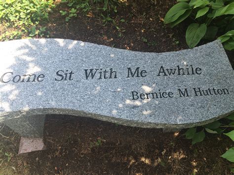 Fotos gratis : césped, suelo, tumba, memorial, lápida mortuoria ...