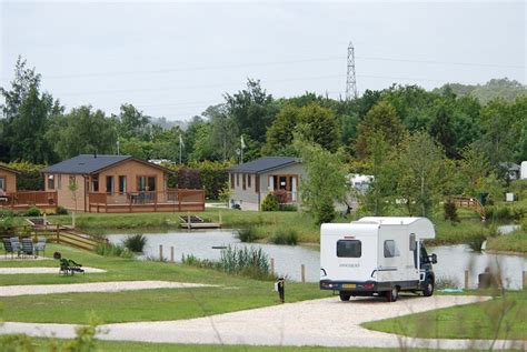 WAGTAIL COUNTRY PARK GRANTHAM (England) - Campground Reviews & Photos ...