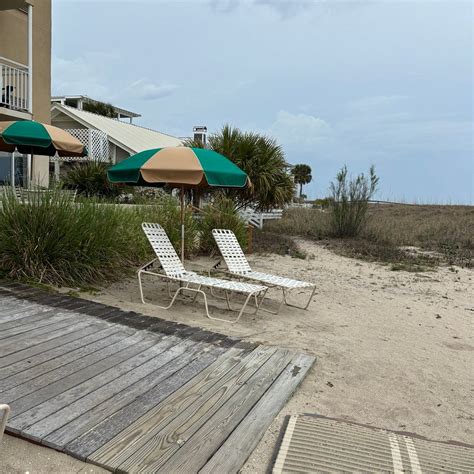 DESOTO BEACH HOTEL (Tybee Island) - Hotel Reviews, Photos, Rate ...
