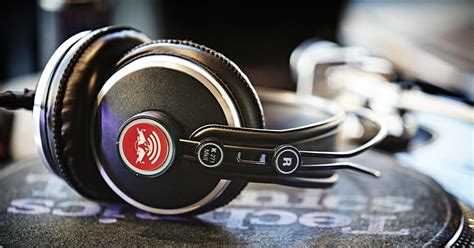 Progressive Breaks: Best 16 tracks of all time!