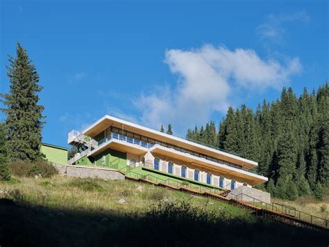 Tary Coffee House in the Landscape by Sandyq Group by Sandyq Group ...