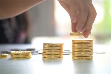 Gold Coins and Money 的图像结果