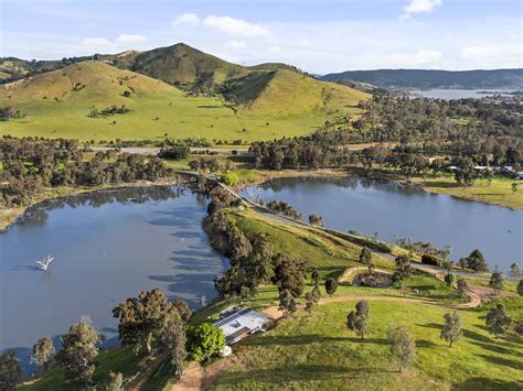 Eildon | Gateway to Lake Eildon | Victoria | Lake Eildon