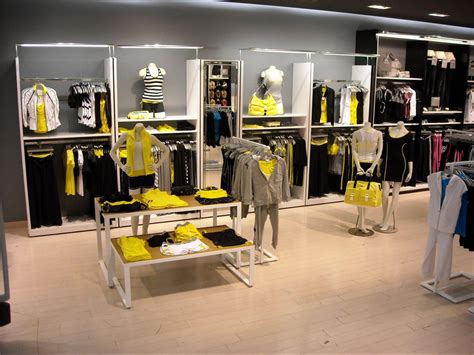What Are Visual Merchandising Skills at Elsie Ward blog