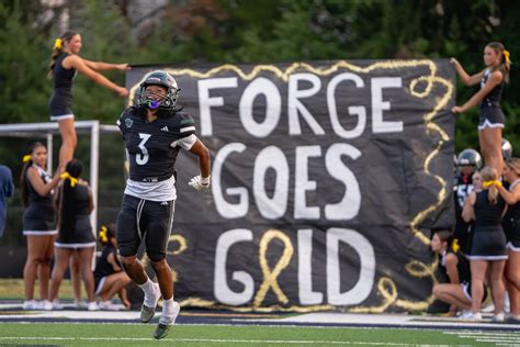 Colonial Forge Manhandles Patriot in 32-7 Win – Colonial Forge High ...
