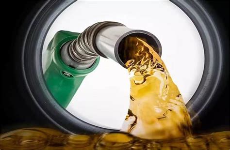 Today Petrol-Diesel Price Hike: अब इस कंपनी ने मचाया हाहाकार, बढ़ाए ...