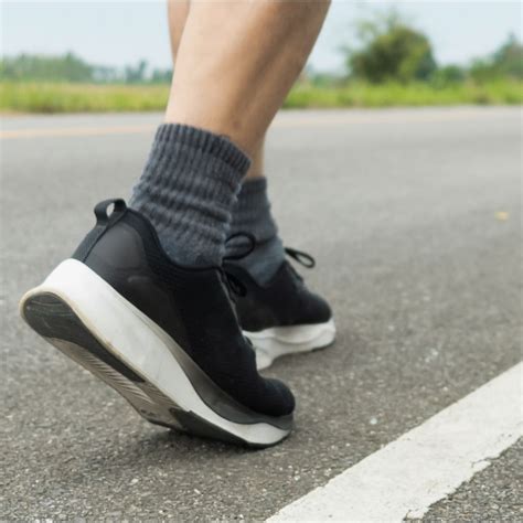 The 6 best exercises for a brawnier back | GQ India