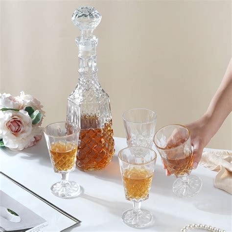 Decanter And Glass Set Online - Premium Wine Glass | Nestasia