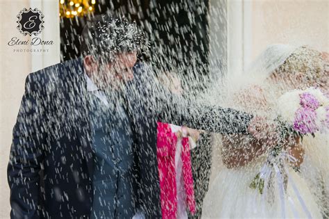 Origin Of Throwing Rice At A Wedding at Taj Jensen blog