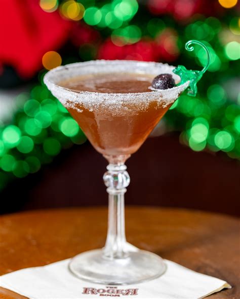 12 sips of Christmas: holiday cocktails in LA | LAist