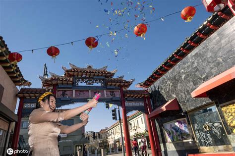美国洛杉矶华人庆祝中国农历新年_腾讯新闻