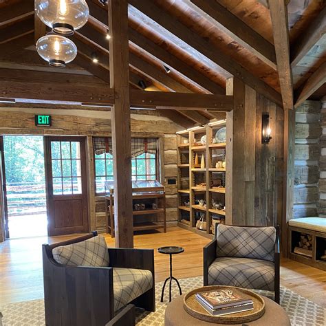 Travel: The Swag Hotel