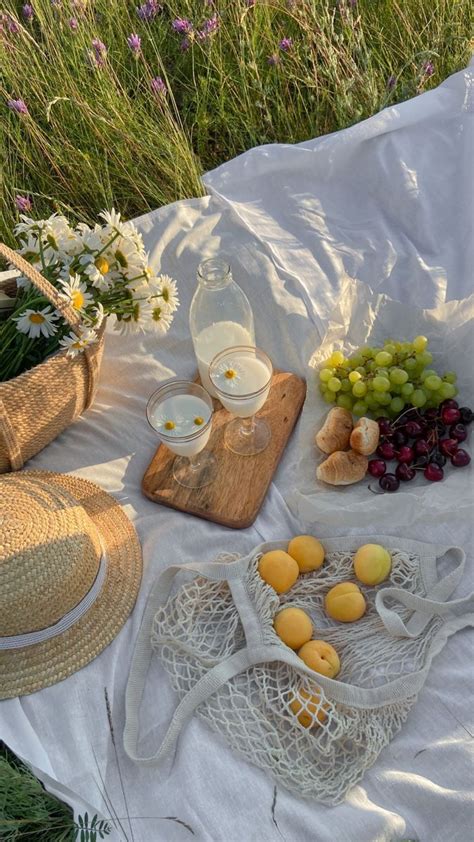 picnic aesthetic | Свидание на пикнике, Рецепты для пикника, Пикник