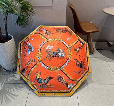 Compact Reverse Auto Open/Close Folding Umbrella Windproof Travel Umbr