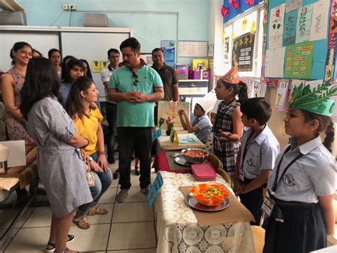 GR3 STUDENT LED CONFERENCE - Kothari International School