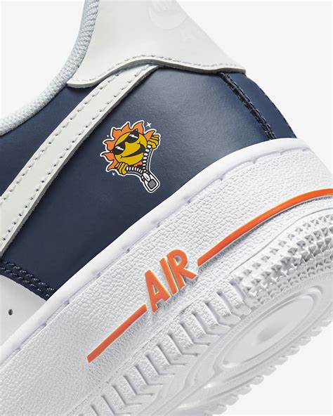 Nike Air Force 1 LV8 Older Kids' Shoes. Nike IN