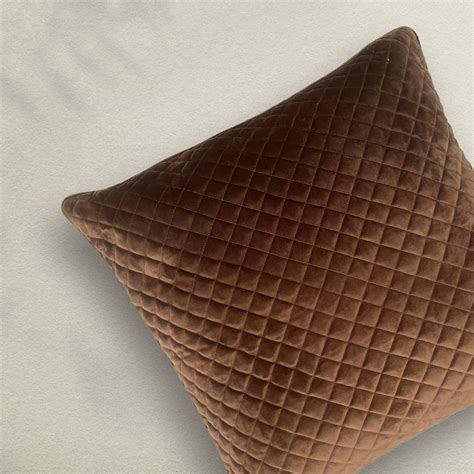 Harlequin Quilt (Brown) – House of Kaji