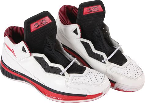 11/3/13 Dwyane Wade Miami Heat Game Worn Sneakers