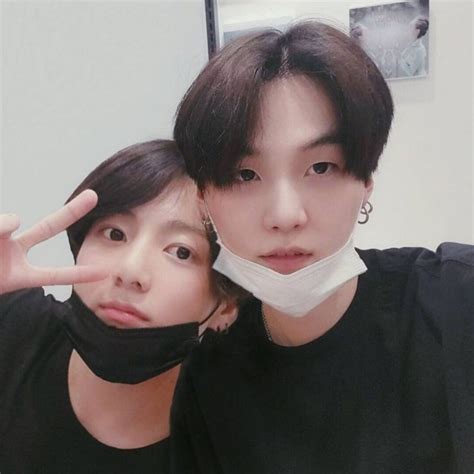 Telegram channel "🪐† 𝐒𝐦𝐢𝐥𝐞. (𝐲𝐨𝐨𝐧𝐤𝐨𝐨).†☁️" — @bantankook — TGStat