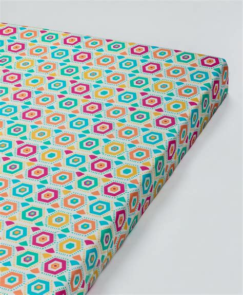multi geometric print cot sheet sheet – Hugsntugs