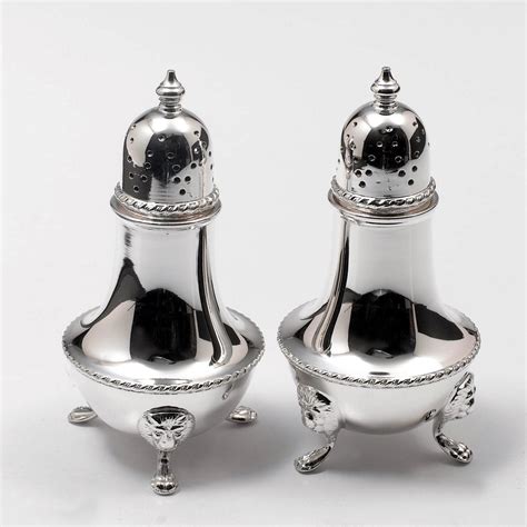 salt and pepper shakers