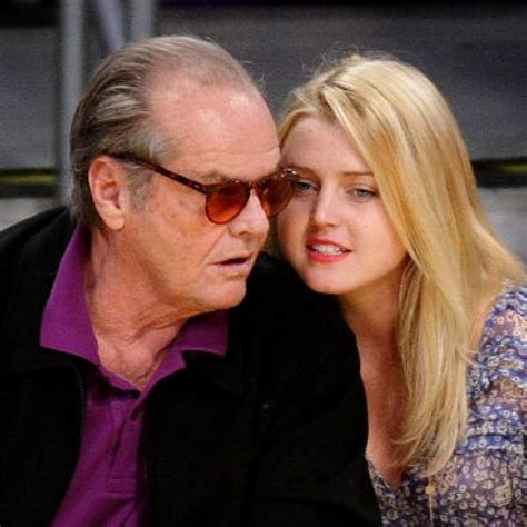 Alana Blanchard E Lorraine Nicholson Soul Surfer |Teaser Trailer