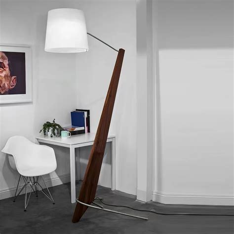 Silva Giant Floor Lamp – Vakkerlight