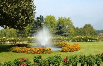 Best 4 Days 3 Nights Srinagar, Sonamarg, Pahalgam with Gulmarg Trip ...