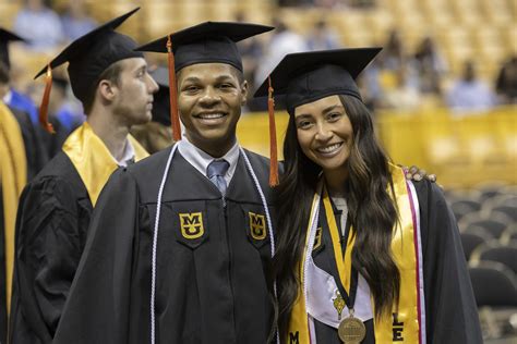 Things to know about December 2022 commencement