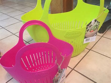 Garden Harvest Baskets and Colander - GardensAll