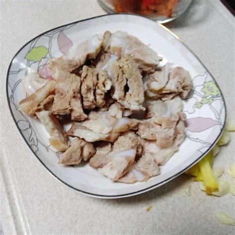 【小米椒爆炒生肠的做法步骤图，怎么做好吃】燕子小不点_下厨房
