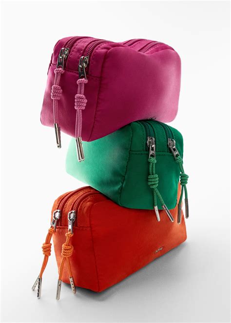 Nylon toiletry bag with double zip - Women | MANGO Montenegro