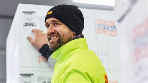 LTL Freight Shipping - Reliable Road Freight with DHL - DHL - India
