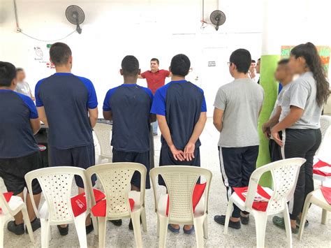 Con capacitaciones sobre emprendimiento y empleabilidad, jóvenes ...