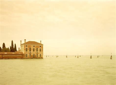 Admira | ELGER ESSER