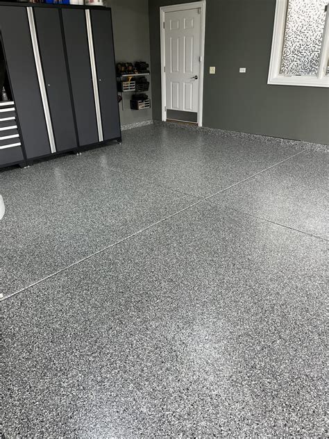 Decorative Flake Garage System - Fabian Floors