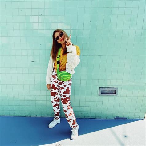 49 best thrift stores in LA for vintage clothing + flea markets in Los ...