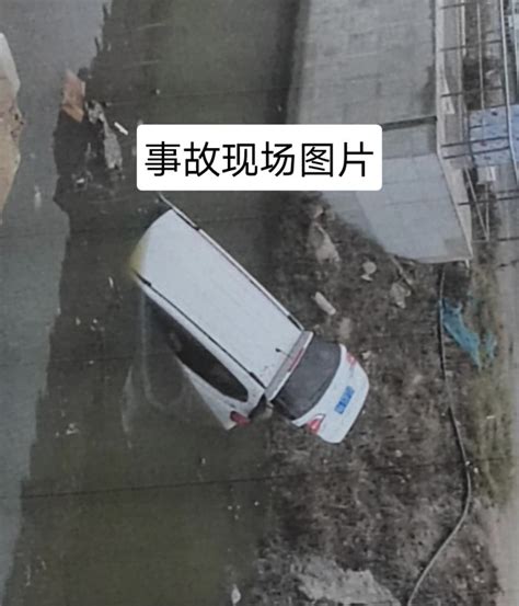 武汉120闯红灯撞上私家车致司机溺亡，家属控诉救护车“见死不救”_凤凰网资讯_凤凰网