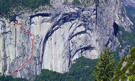 A Huge Crack Suddenly Opened in Yosemite’s Most Famous Cliffs – And It ...