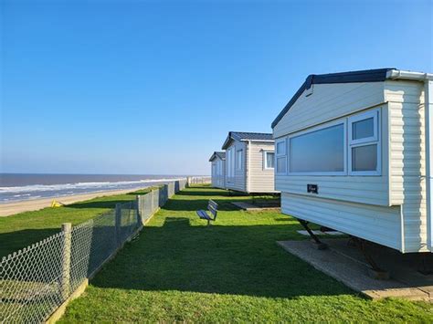 CASTAWAYS HOLIDAY PARK (Bacton) - Campground Reviews, Photos, Rate ...