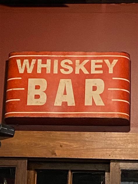 Patricia Kennealy Morrison