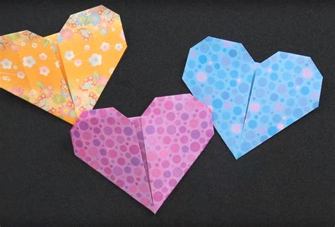 Easy Origami Hearts | FaveCrafts.com